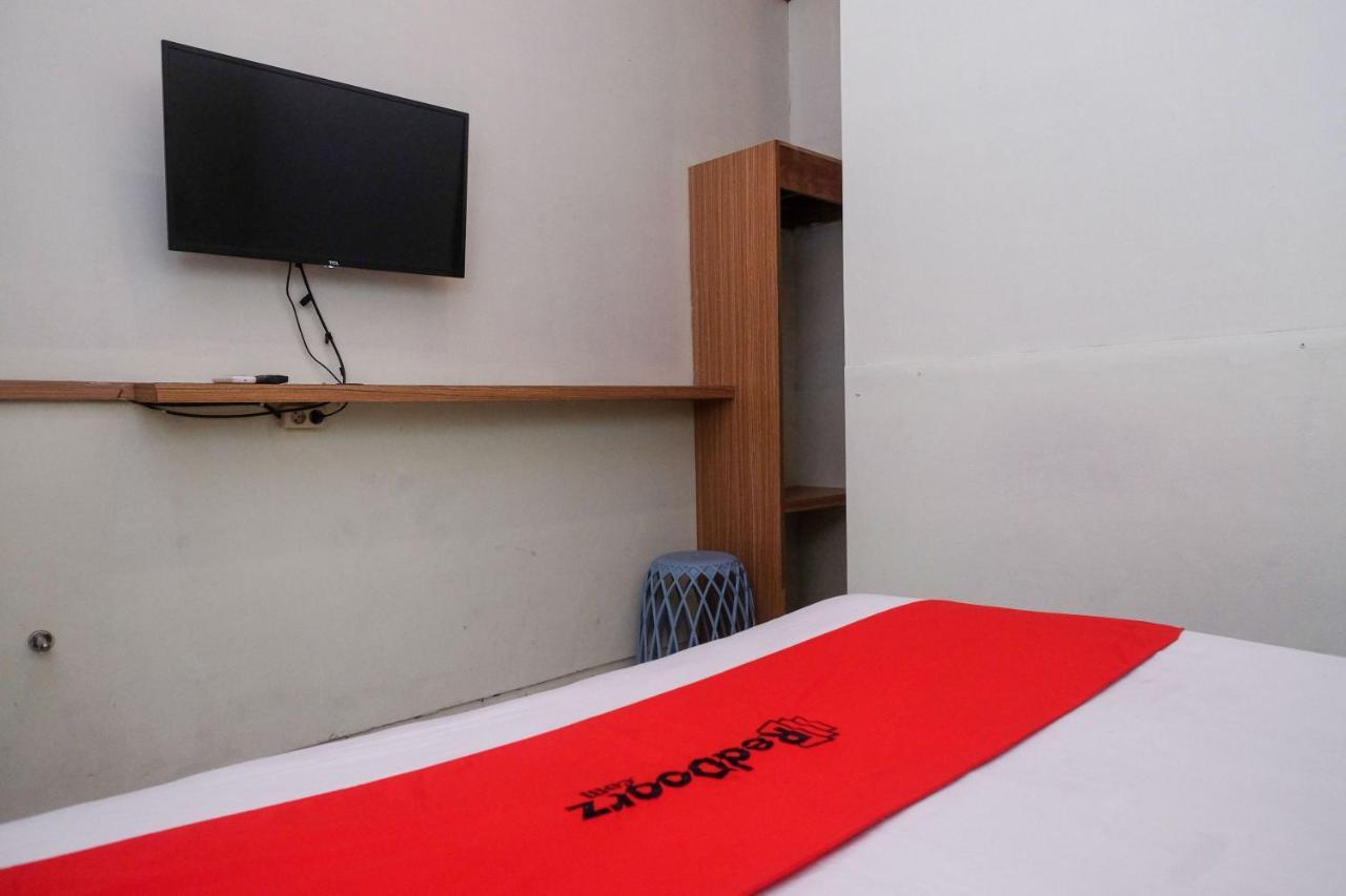 Reddoorz Near Lotte Mart Maguwoharjo Yogyakarta Hotel Eksteriør billede